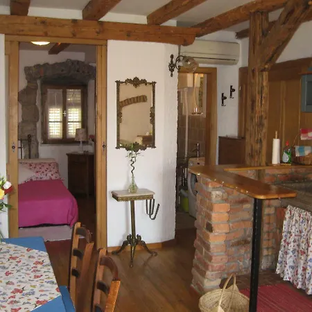 Camellia & Magnolia 아파트 *