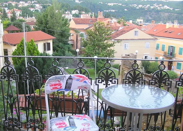 Camellia & Magnolia Apartment Volosko